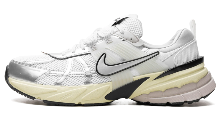 кроссовки Nike V2K Run