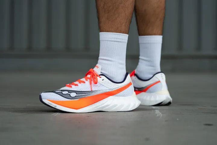 кроссовки Saucony Endorphin Pro 4