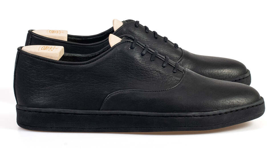 Abbey Unlined Oxford - Black Horween Dearborn