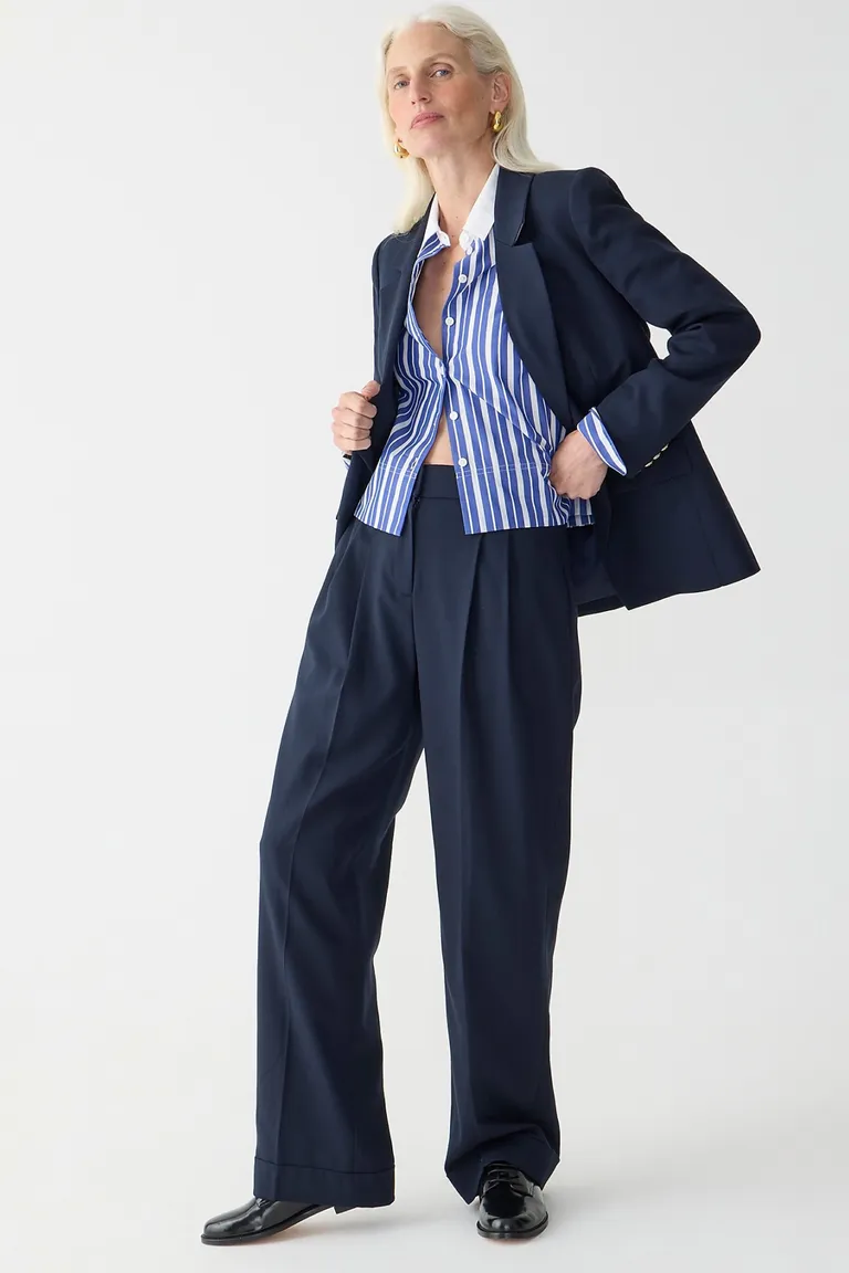 Wide-Leg Essential Pant in Italian City Wool Blend