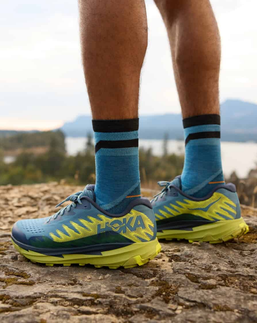 кроссовки Hoka