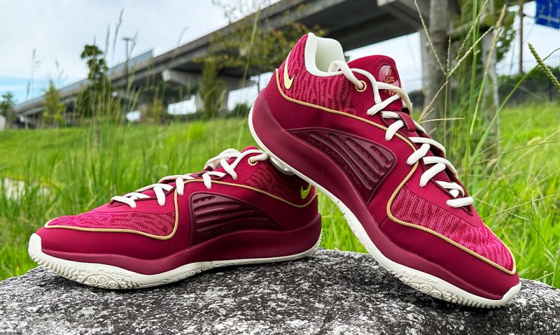 ТОП-10 кроссовок Nike Zoom